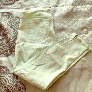 Abercrombie & Fitch Women’s Jeans